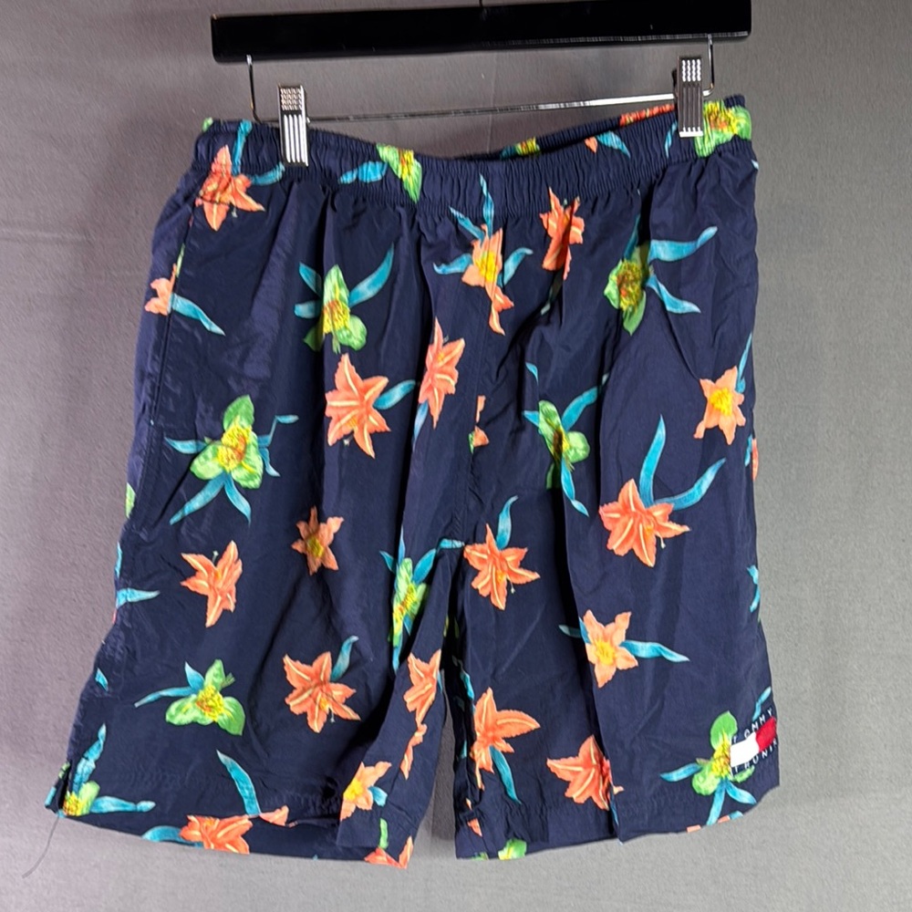 Tommy‎ Hilfiger Navy Floral Swim Shorts size medium